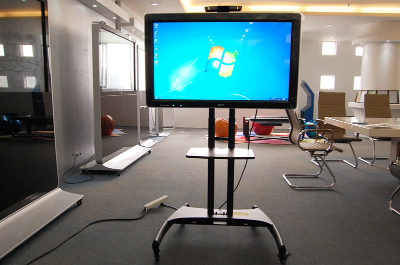 Aiweto(艾維圖)多媒體觸摸一體機(jī)的優(yōu)點(diǎn)在哪里?